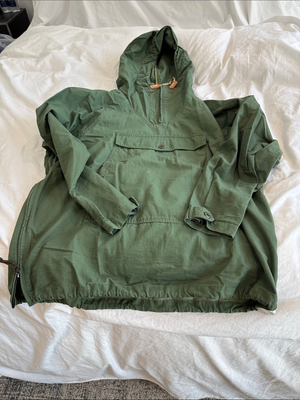 Battenwear Hooded Anorak Jacket in Olive Green,Runs Big